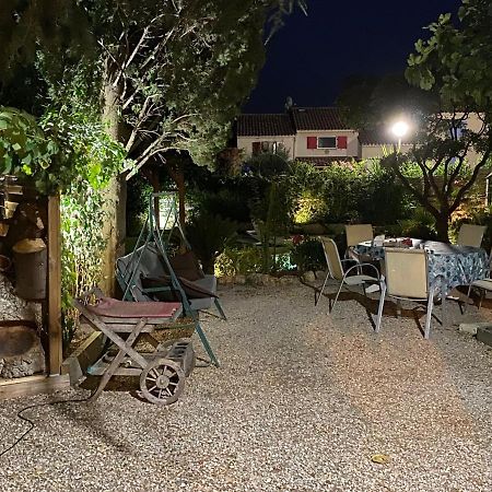 Villa Les Figuiers กาวาแลร์-ซูร์-แมร์ ภายนอก รูปภาพ
